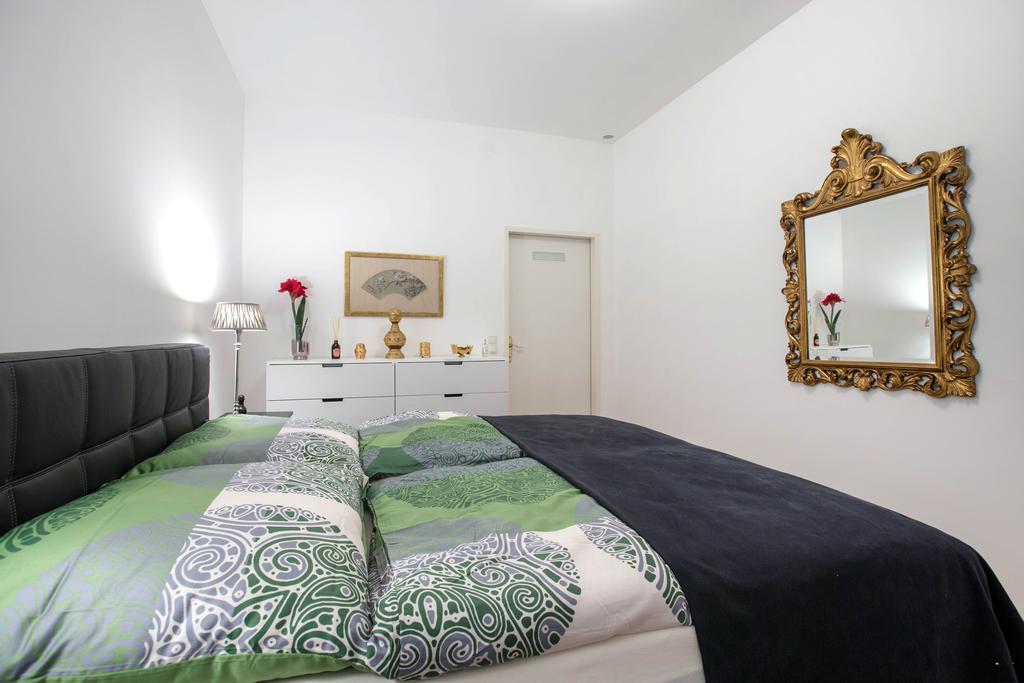 Apartment Schottenring Viyana Oda fotoğraf